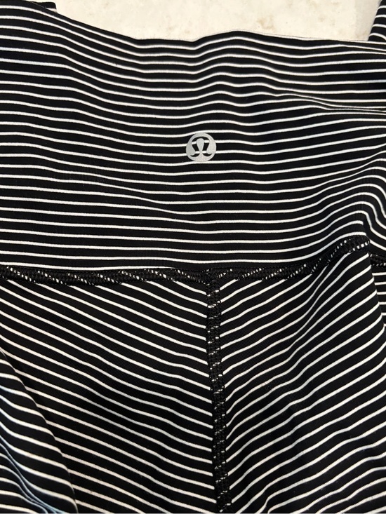 lululemon athletica Pants - Lululemon Wonder Under Parallel Stripe Leggings Size 2 ✨🖤